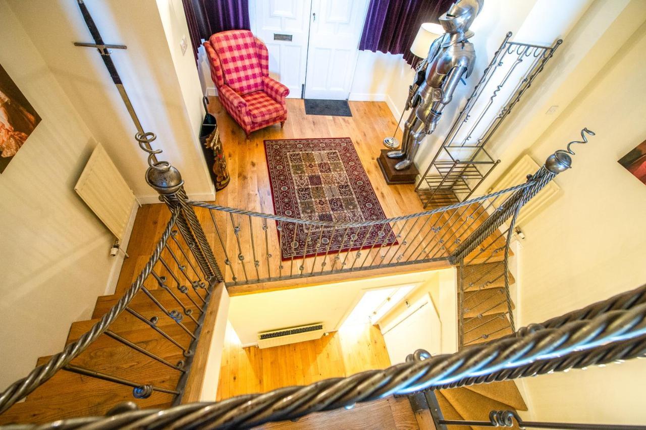Famous House, 1 Minute From Edinburgh Castle Edimburgo Exterior foto